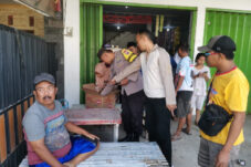Warga Jember Geger Penemuan Bayi di Depan Pertokoan
