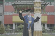 Lika-liku Hari Sulistyowati Gapai Guru Besar Valuasi Ekologi Universitas Jember 14 IMG 20250501 WA0040